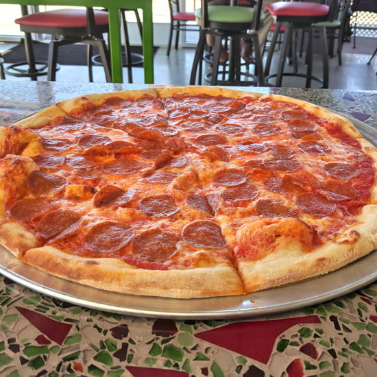 Wall St Pizza - Pepperoni pizza (Foodzooka)